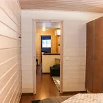 Hébergement de vacances Aurinko-saaga 2 Paritalo Lasiterassihuon By Interhome *