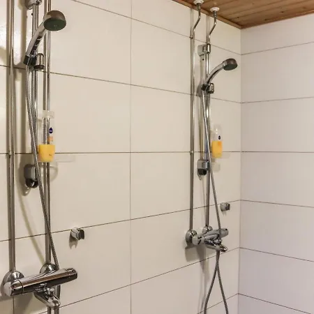 Casa de Férias Aurinko-saaga 2 Paritalo Lasiterassihuon By Interhome *