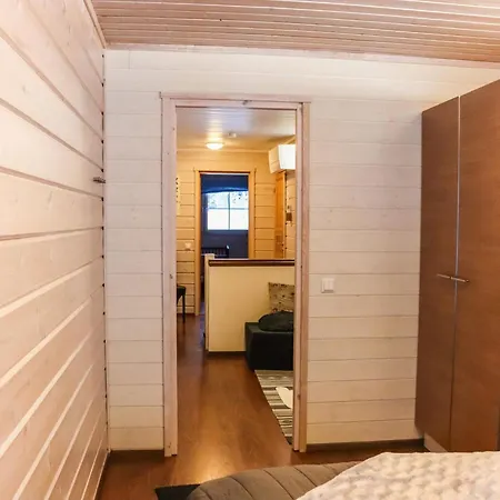 Hébergement de vacances Aurinko-saaga 2 Paritalo Lasiterassihuon By Interhome *
