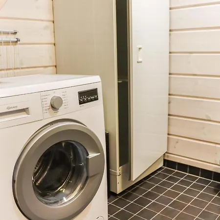 Hébergement de vacances Aurinko-saaga 2 Paritalo Lasiterassihuon By Interhome *