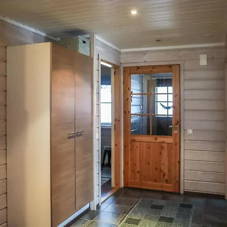 Hébergement de vacances Aurinko-saaga 2 Paritalo Lasiterassihuon By Interhome *